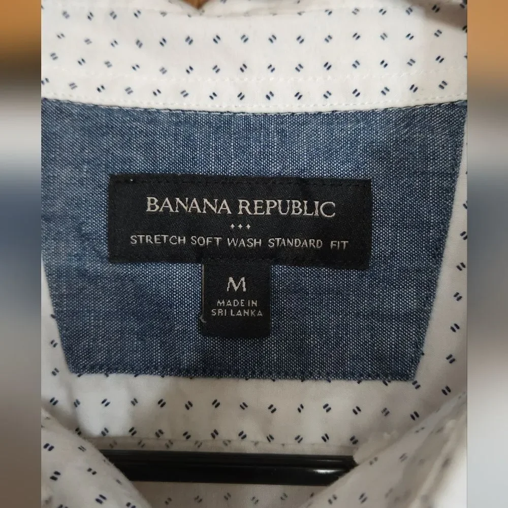 Banana Republic White Casual Button Down Shirt